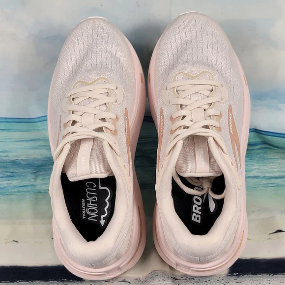 Brooks Ghost Max Crystal Gray/White Tuscany Colorway Womens 7 - Picture 7 of 11